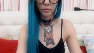 Tattooed Lady Show A High Sexual Pleasure Live In Cam nudist family sex