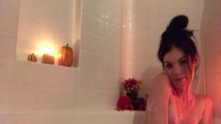 Bathtub Relaxation julia ann double penetration